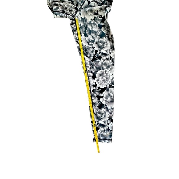 ERIN OPREA Signature Leggings EO Basics DYI Define Your Inspiration Size Large - Picture 4 of 8